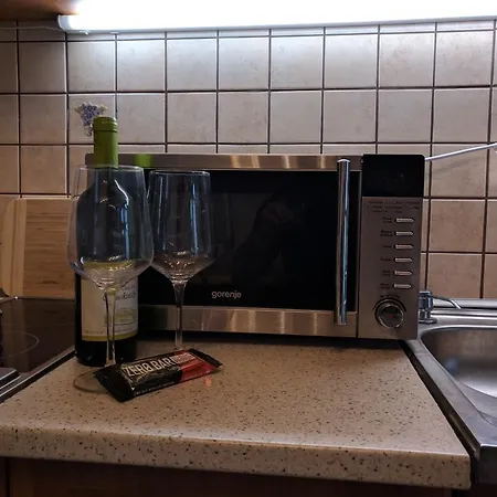 Cseresznyes Apartman
