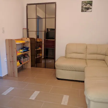 Cseresznyes Apartman